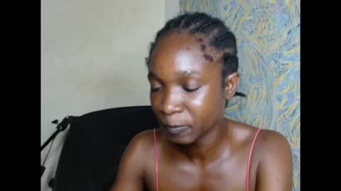 Snapshot of creamyxsugar chatting on 22, 9, 2025 creamyxsugar online show from 22, 9, 2025