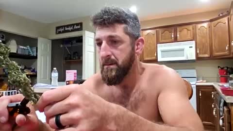 Snapshot of creeksidecouple chatting on 1, 10, 2025 Creeksidecouple online show from 1, 10, 2025