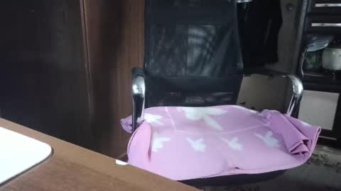 cremjee  online show from 13, 3, 2026