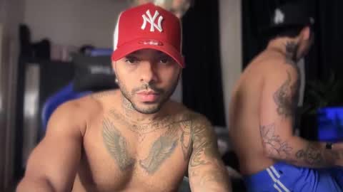 Horny Guys online show from 17, 11, 2025