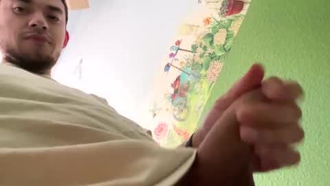 Snapshot of cris2124 chatting on 21, 11, 2025 cris2124 online show from 21, 11, 2025