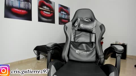 Cris Gutierrez online show from 3, 10, 2025