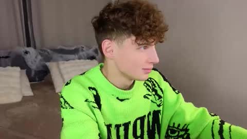 Chris online show from 2, 11, 2025