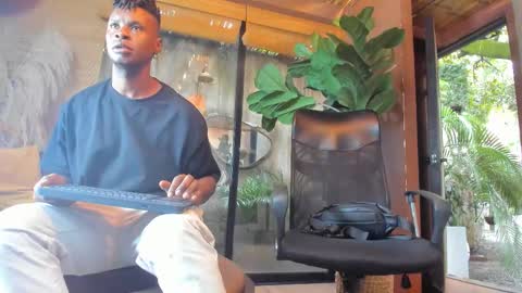 crisscollins_ online show from 1, 2, 2026