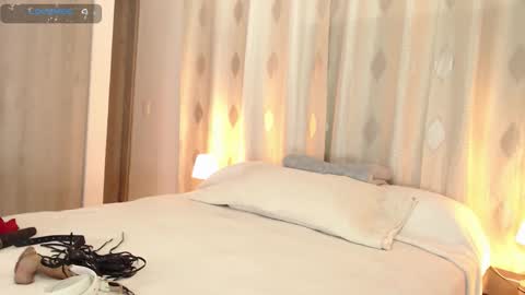 CRISSTI CUTE online show from 22, 2, 2026