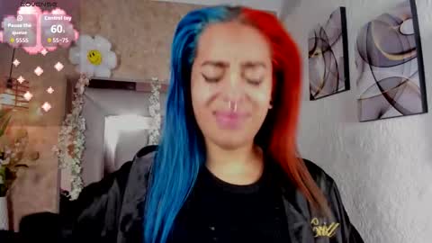 Criistal online show from 3, 2, 2026