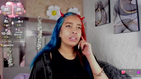 Criistal online show from 3, 2, 2026