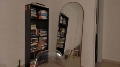 Cristal  online show from 11, 2, 2026