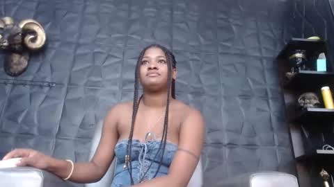 Snapshot of cristal_smith06 chatting on 13, 9, 2025 Hanna online show from 13, 9, 2025