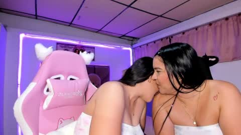 Snapshot of cristal_smith20 chatting on 26, 3, 2026 cristal_smith20 online show from 26, 3, 2026