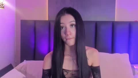 Nicole  Connection time 220pm-910pmCol online show from 16, 2, 2026