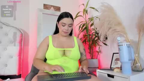 Cristal Cute  online show from 9, 10, 2025