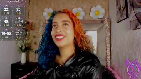 Snapshot of cristall_ravven chatting on 21, 11, 2025 online show from 21, 11, 2025