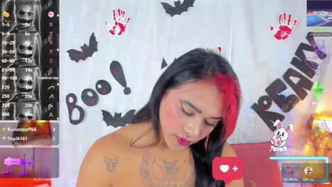 Snapshot of cristalsofiahot chatting on 23, 10, 2025 Cristal Sofia online show from 23, 10, 2025