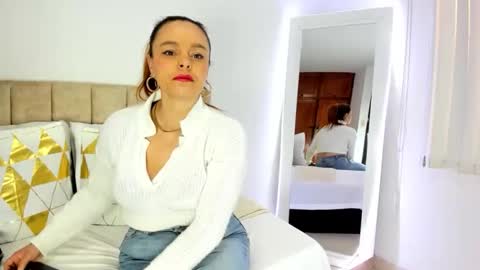 cristal walker online show from 12, 11, 2025