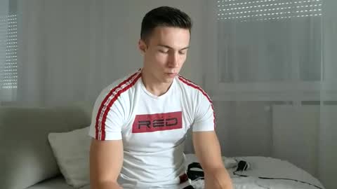 Snapshot of cristianovilla chatting on 17, 9, 2025 CristianoHailey online show from 17, 9, 2025