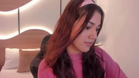 Snapshot of cristin_collins chatting on 14, 3, 2026 C R I S T I N online show from 14, 3, 2026