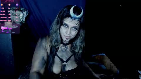 Cristina  online show from 30, 10, 2025