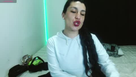 Cristina online show from 7, 1, 2025