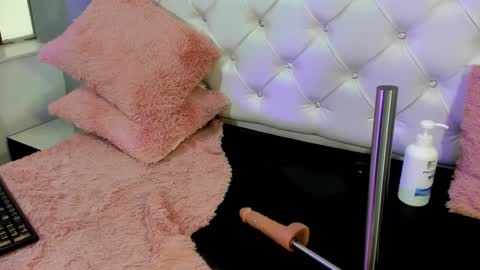 Cristina  online show from 1, 12, 2025