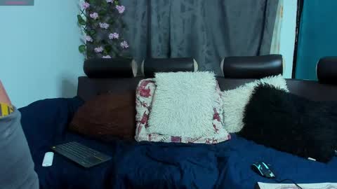 Snapshot of cristofer_hot98 chatting on 9, 10, 2025 Cristofer online show from 9, 10, 2025