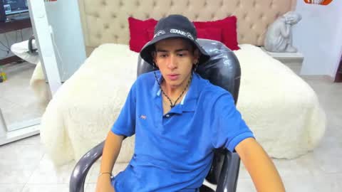 Snapshot of cristoferr_1 chatting on 13, 3, 2026 CRISTOFER online show from 13, 3, 2026