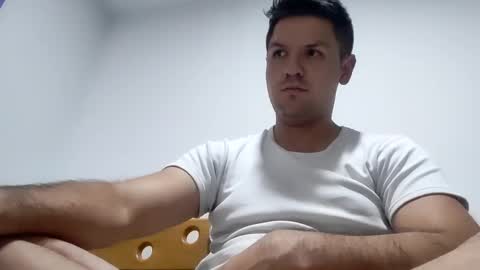 cristopher3042 online show from 7, 2, 2025