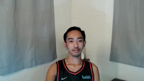 Snapshot of crocodale chatting on 15, 9, 2025 crocodale online show from 15, 9, 2025