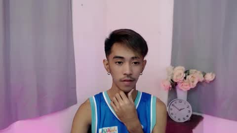 Snapshot of crocodale chatting on 29, 9, 2025 crocodale online show from 29, 9, 2025