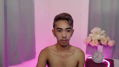 Snapshot of crocodale chatting on 19, 10, 2025 crocodale online show from 19, 10, 2025