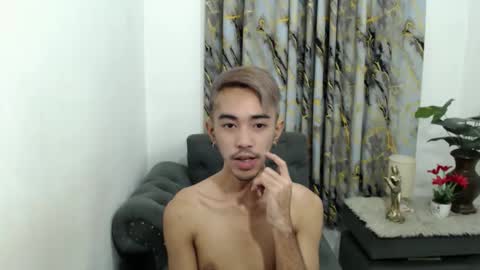 Snapshot of crocodale chatting on 20, 10, 2025 crocodale online show from 20, 10, 2025