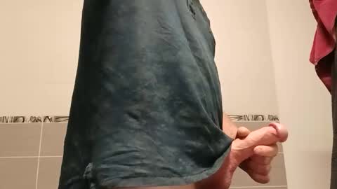 Snapshot of cronma chatting on 24, 11, 2025 cronma online show from 24, 11, 2025