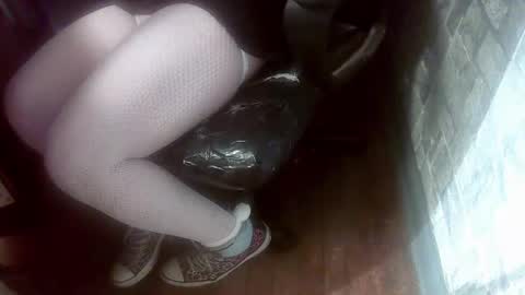 crossdresser krystal online show from 9, 12, 2024