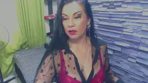 Snapshot of cruela_deviil chatting on 1, 3, 2025 cruela_deviil online show from 1, 3, 2025