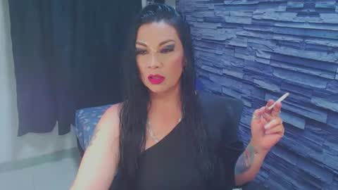 Snapshot of cruela_deviil chatting on 7, 10, 2025 cruela_deviil online show from 7, 10, 2025