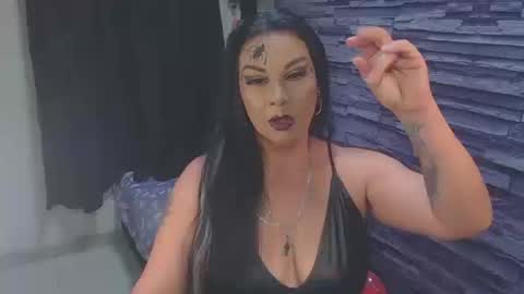 Snapshot of cruela_deviil chatting on 16, 10, 2025 cruela_deviil online show from 16, 10, 2025