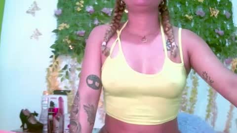 crysrus online show from 22, 3, 2026