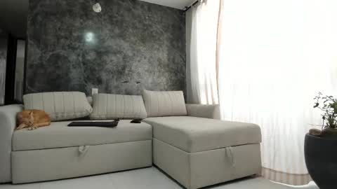 Cryss online show from 16, 11, 2025