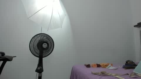 crystal_butterfly1 online show from 10, 1, 2025