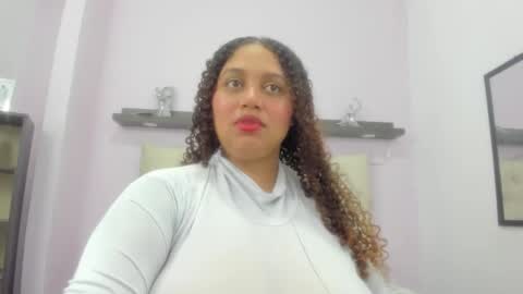 crystal_butterfly1 online show from 31, 1, 2026