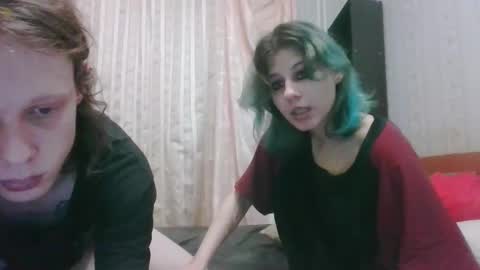 Crystal and Marcl online show from 25, 12, 2024