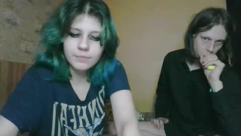 Crystal and Marcl online show from 14, 1, 2025