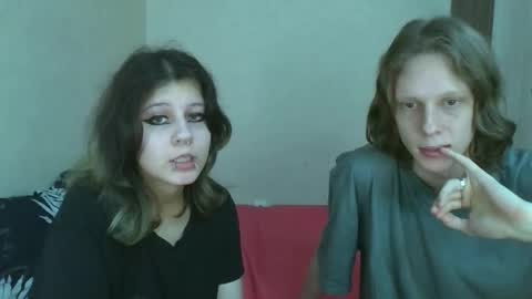 Snapshot of crystal_porn_love chatting on 31, 10, 2025 Crystal and Marcl online show from 31, 10, 2025