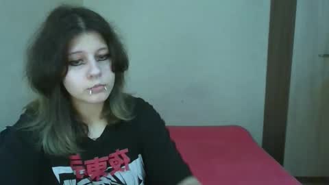 Snapshot of crystal_porn_love chatting on 19, 11, 2025 Crystal and Marcl online show from 19, 11, 2025