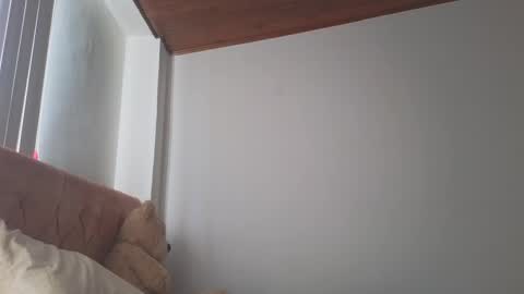 Crystal Blaze online show from 9, 10, 2025