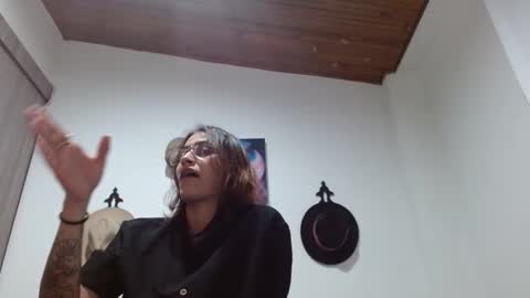 Crystal Blaze online show from 14, 2, 2026