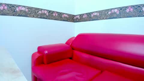 Snapshot of crystal_walls chatting on 22, 2, 2025 I AM CRYSTAL online show from 22, 2, 2025