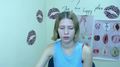 Snapshot of crystalgirl__ chatting on 7, 12, 2024 Stella online show from 7, 12, 2024
