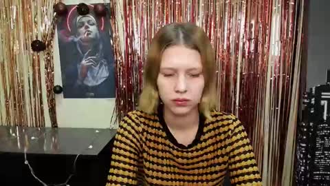 Snapshot of crystalgirl__ chatting on 7, 1, 2025 Stella online show from 7, 1, 2025