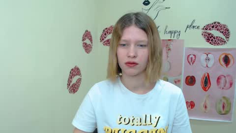 Snapshot of crystalgirl__ chatting on 15, 2, 2025 Stella online show from 15, 2, 2025